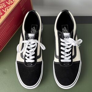 Vans Ward Classic Black and White Sneakers